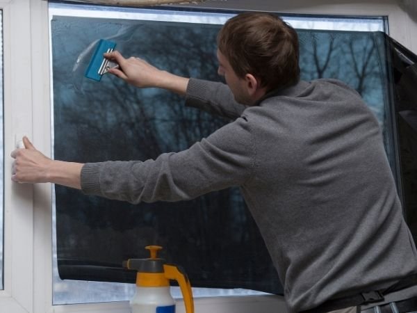 Melhore o controle da luminosidade com película arquitetônica em Mairiporã