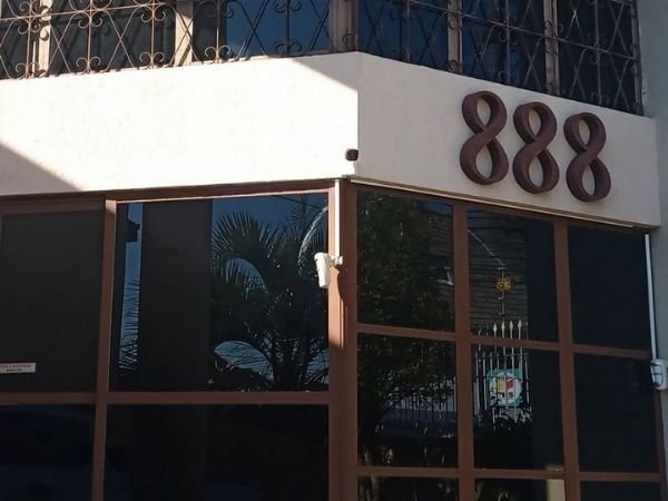 Instalação de película para vidros em Caieiras