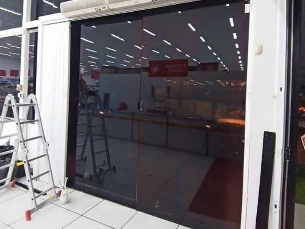 Instalação de isofilme em Poá